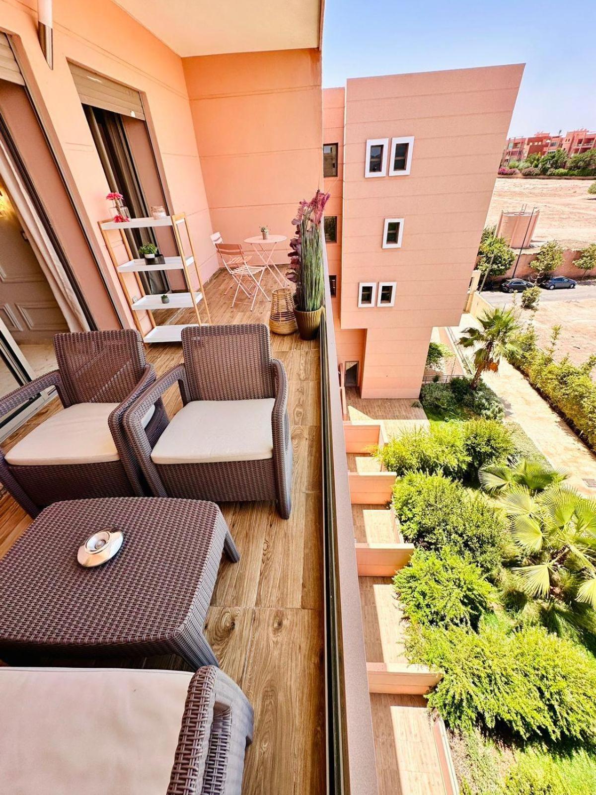 Appartement Luxueux Avec Piscine 10 Minutes Du Centre Ville Marrakesh Exterior photo